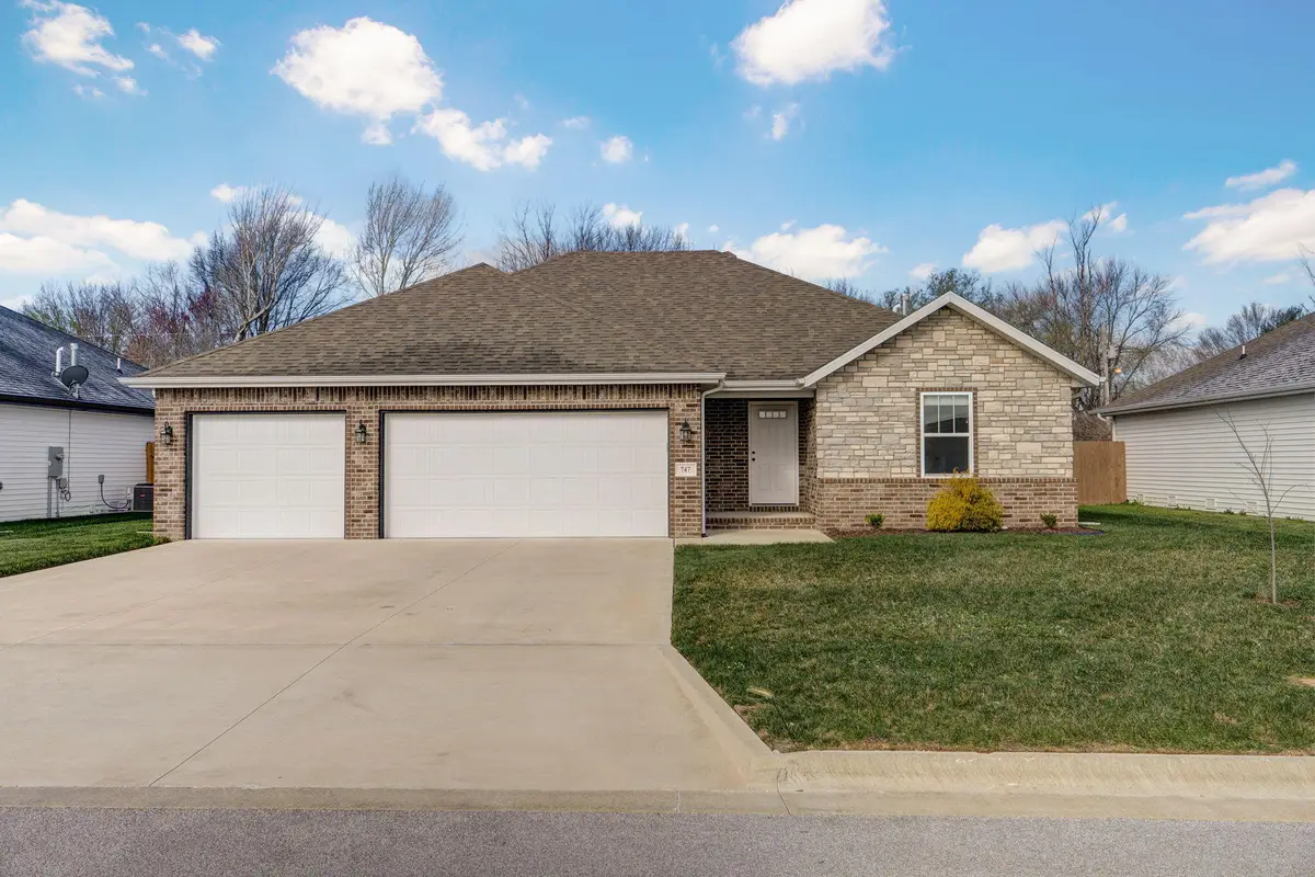 747 N Century Avenue, Republic, MO 65738 - #1