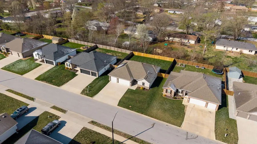 747 N Century Avenue, Republic, MO 65738 - #2