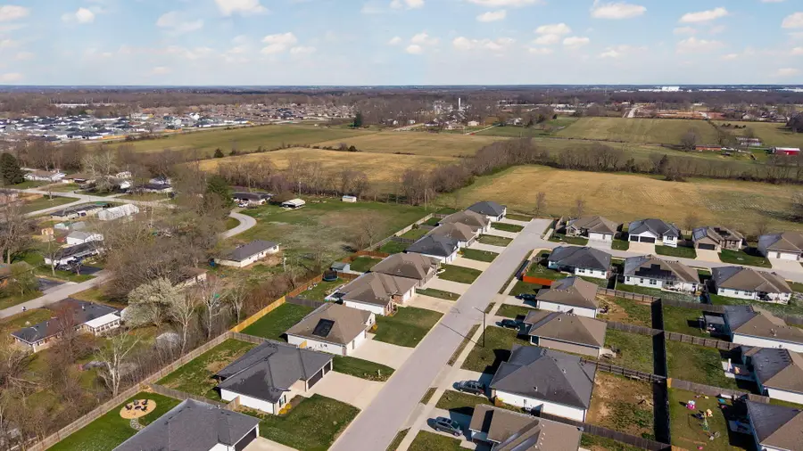 747 N Century Avenue, Republic, MO 65738 - #3