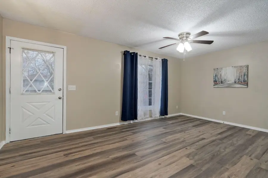 2516 W Blackburn Drive, Springfield, MO 65807 - #2