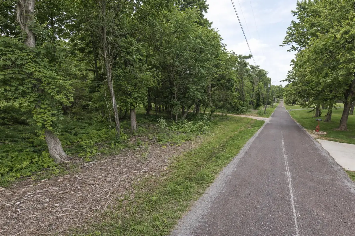 2541 N Eldon Avenue, Springfield, MO 65803 - #1