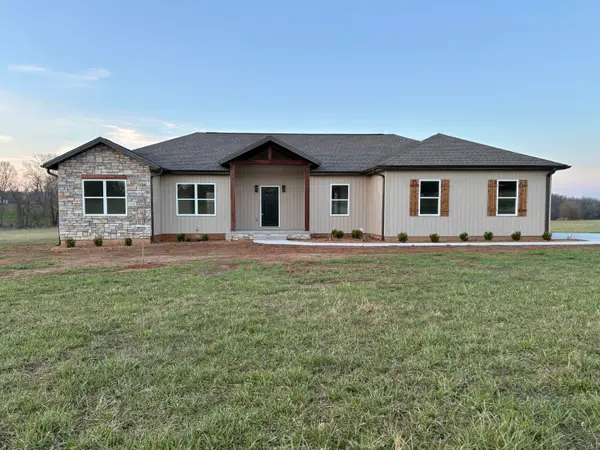 20203 Lawrence 2008p, Everton, MO 65646