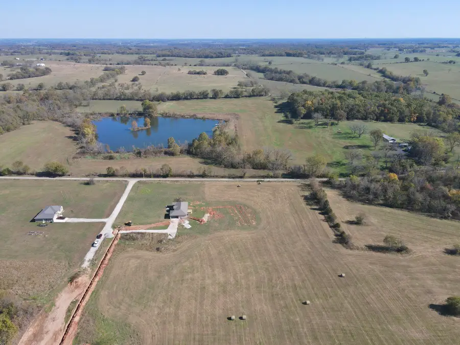 20203 Lawrence 2008p, Everton, MO 65646 - #2