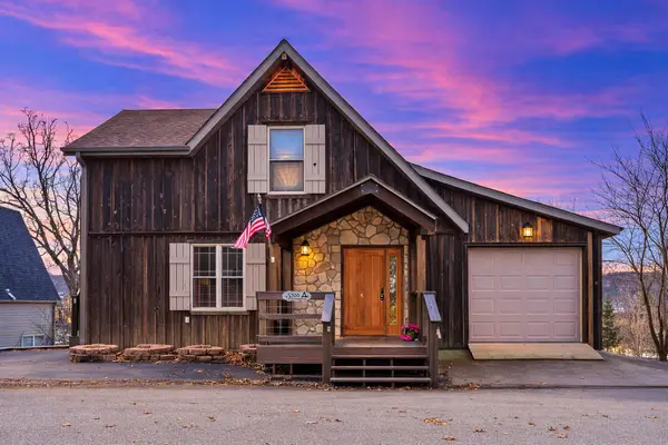 330 Iroquois Lane, Lampe, MO 65681