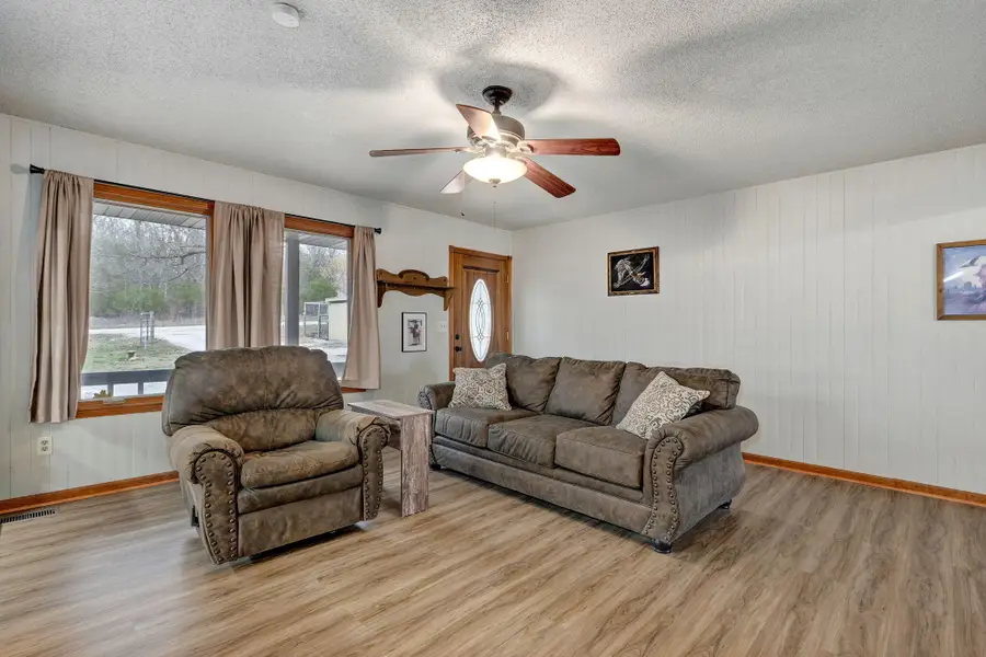 157 Oak Crest Drive, Marshfield, MO 65706 - #3