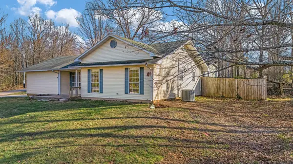 7299 Private Rd 1830, West Plains, MO 65775