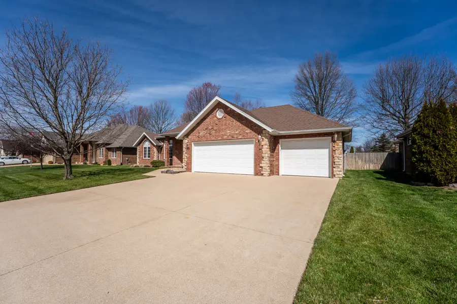 3755 W Eaglecrest Street, Battlefield, MO 65619 - #3