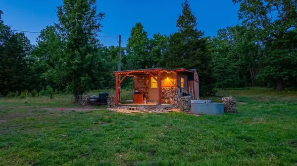 1515 County Road 803a, Gainesville, MO 65655