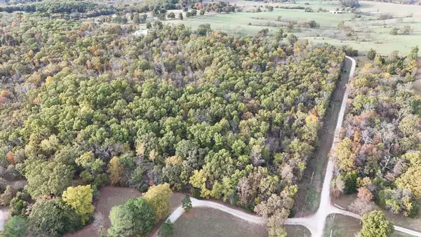 000 SE 451 Road, Collins, MO 64738