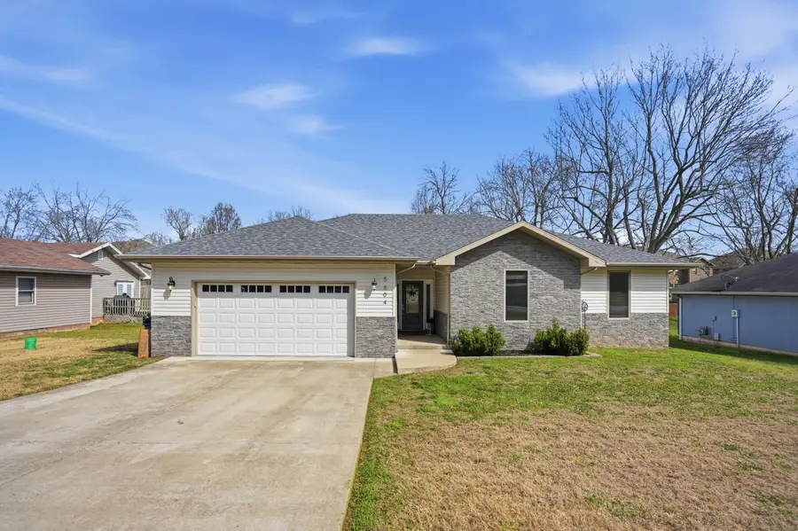 5604 S Honeysuckle Lane, Battlefield, MO 65619 - #2