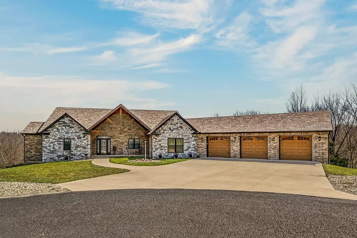 126 Twin Cavern Trail, Reeds Spring, MO 65737 - #1