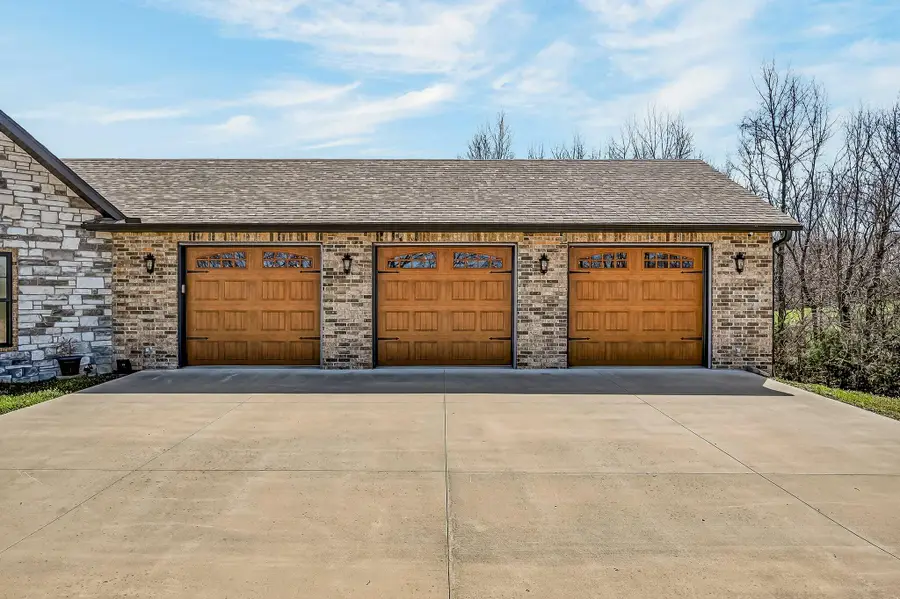 126 Twin Cavern Trail, Reeds Spring, MO 65737 - #3