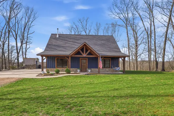 11741 Palm Road, Neosho, MO 64850