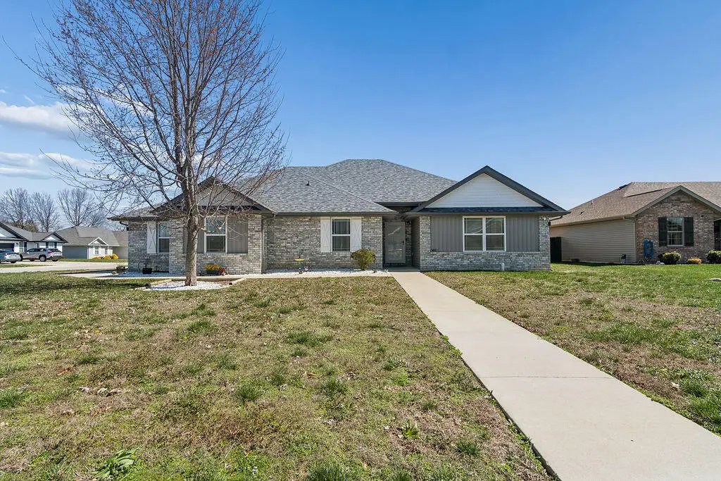 502 Chipmunk Avenue, Rogersville, MO 65742 - #1