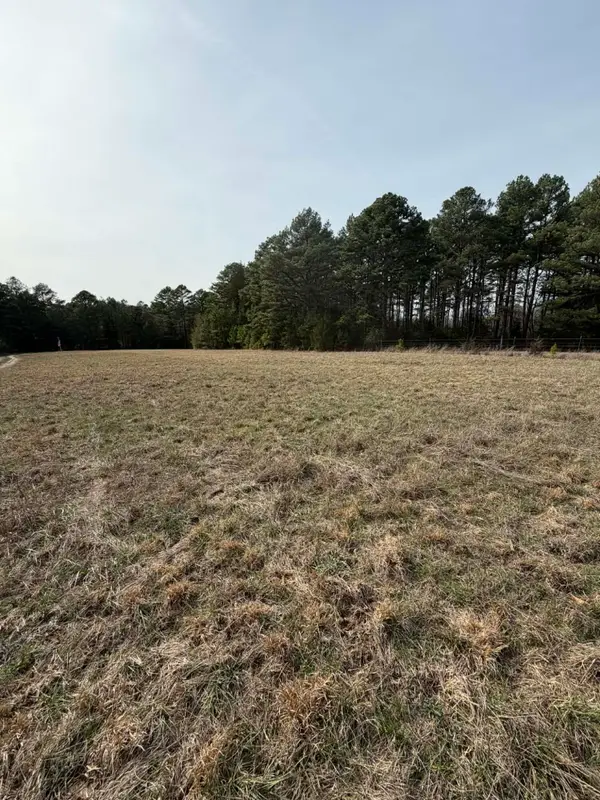 3528 County Road E14-329, Ava, MO 65608