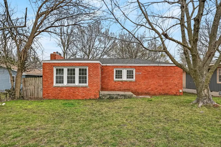 2124 N Kansas Expressway, Springfield, MO 65803 - #2