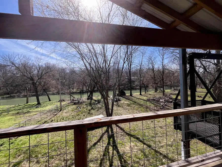 213 Spring Lake Drive, Mammoth Spring, AR 72554 - #3