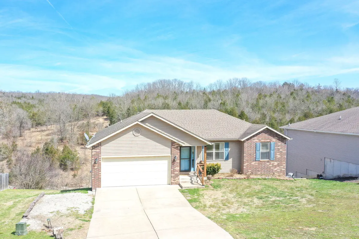 150 Whispering Meadows Parkway, Branson, MO 65616 - #1