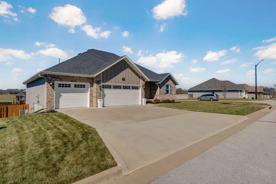 4655 E Palma Court, Ozark, MO 65721 - #3