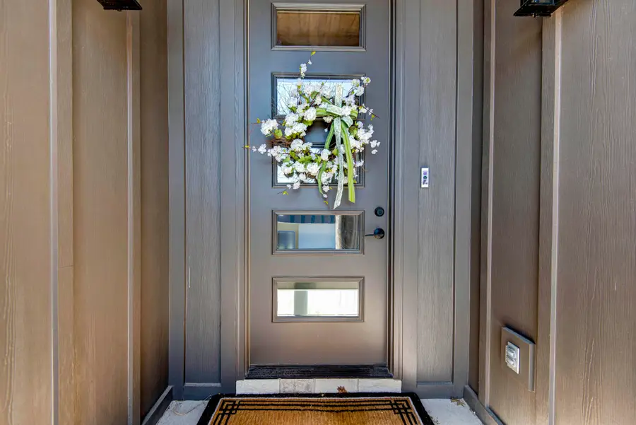 3717 E Hutcheson Avenue, Springfield, MO 65802 - #2