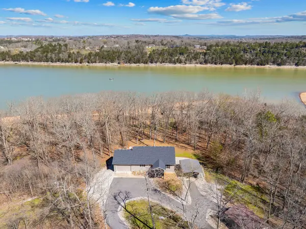 27345 Farm Road 1250, Golden, MO 65658