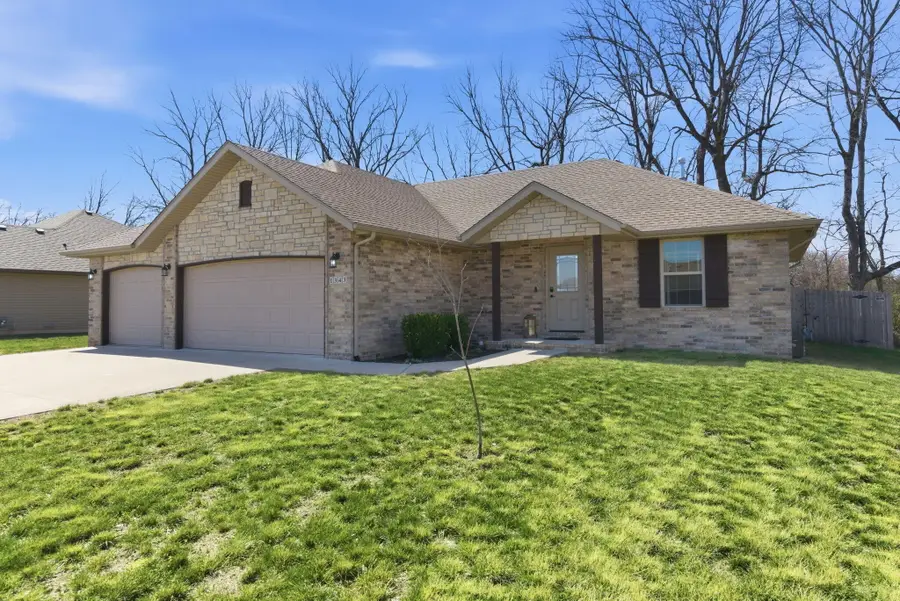 1343 S Mulberry Avenue, Springfield, MO 65802 - #2