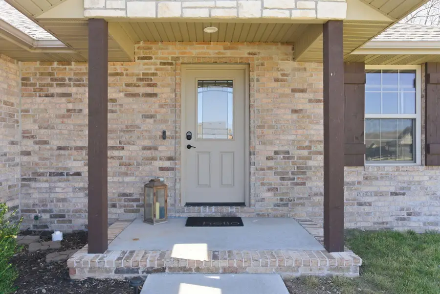 1343 S Mulberry Avenue, Springfield, MO 65802 - #3