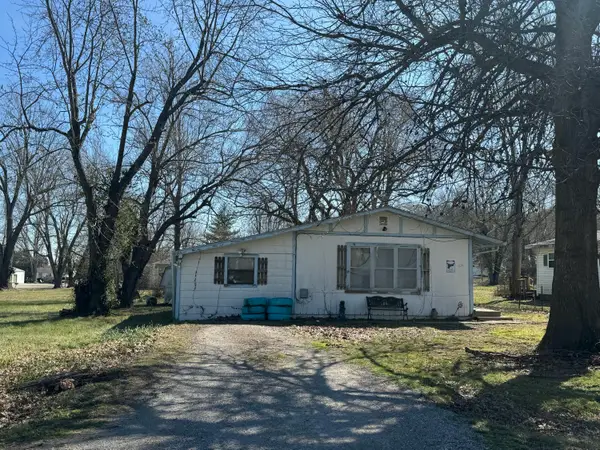 508 S Walnut Street, Marshfield, MO 65706