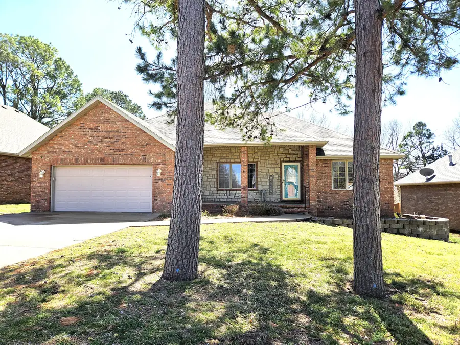 1414 E Smith Street, Springfield, MO 65803 - #3