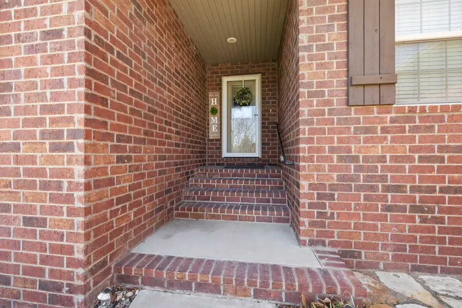 1261 S Erika Avenue, Springfield, MO 65802 - #3