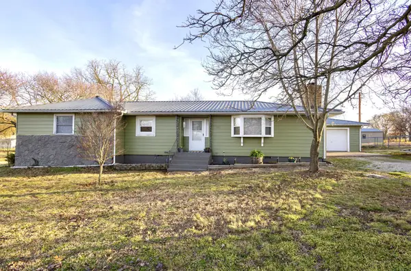 475 Old Aurora Road, Verona, MO 65769