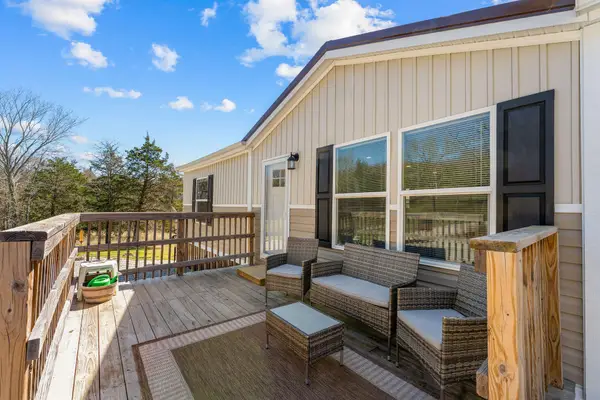 2110 W State Highway H W, Shell Knob, MO 65747