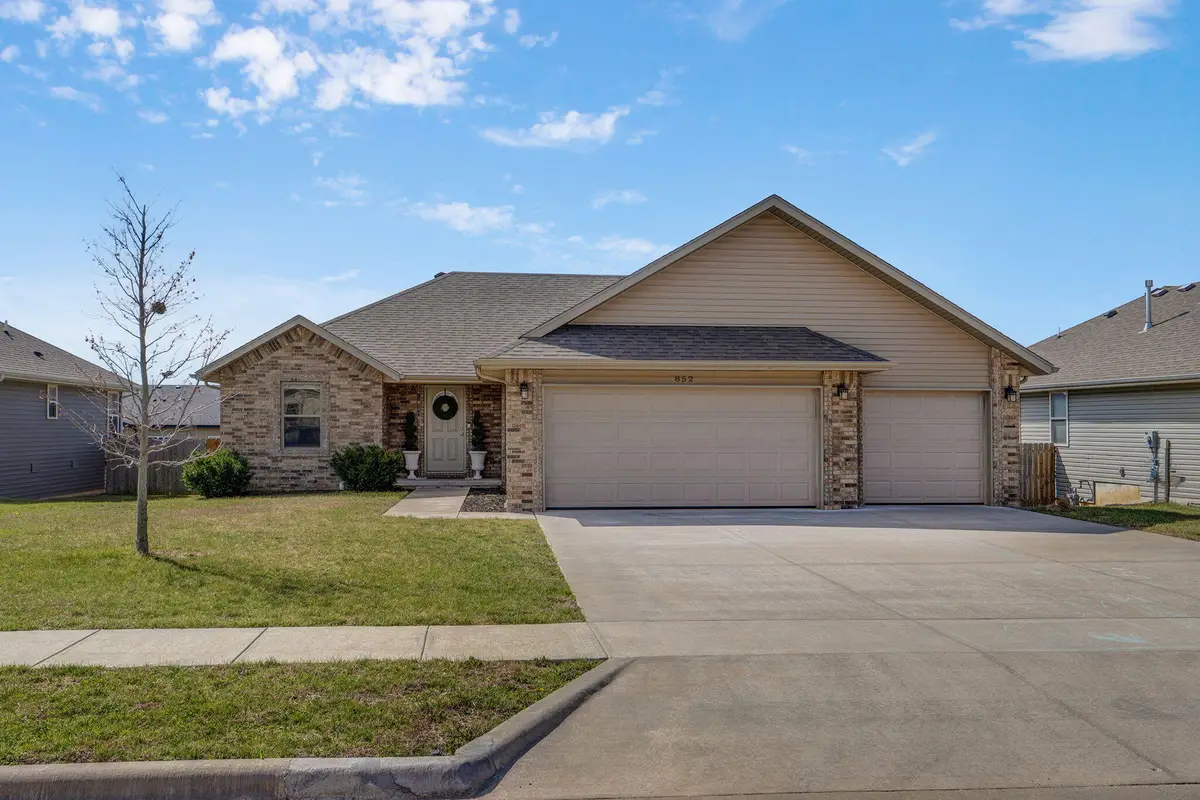 852 Jefferson Street, Rogersville, MO 65742 - #1