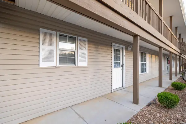 28 Fall Creek Drive #Apt 1, Branson, MO 65616