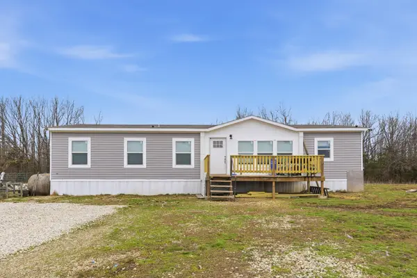 81 Thomasville Road, Buffalo, MO 65622