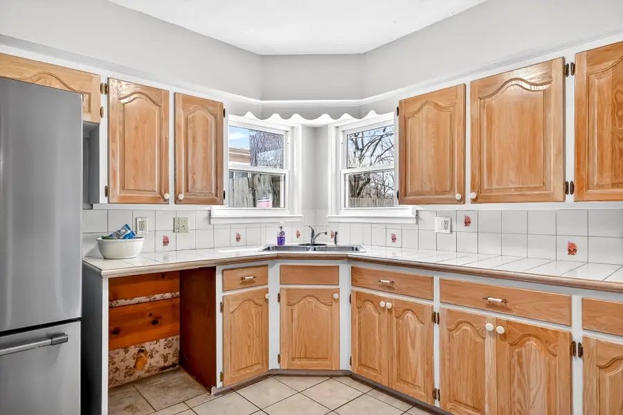 541 S Villa Rose Avenue, Springfield, MO 65802 - #3