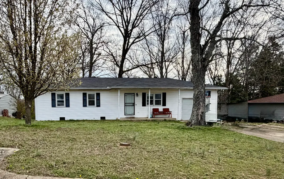 712 S Howell Avenue, West Plains, MO 65775 - #1