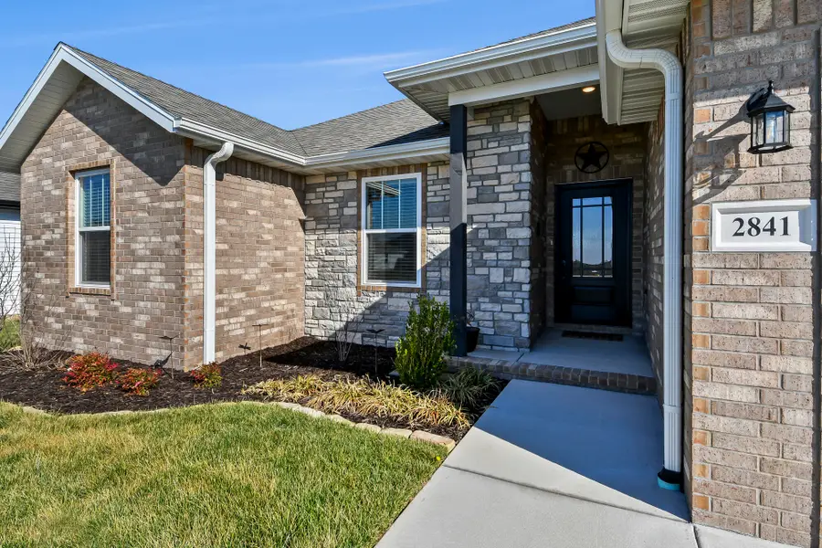 2841 E Bradford Street, Republic, MO 65738 - #3