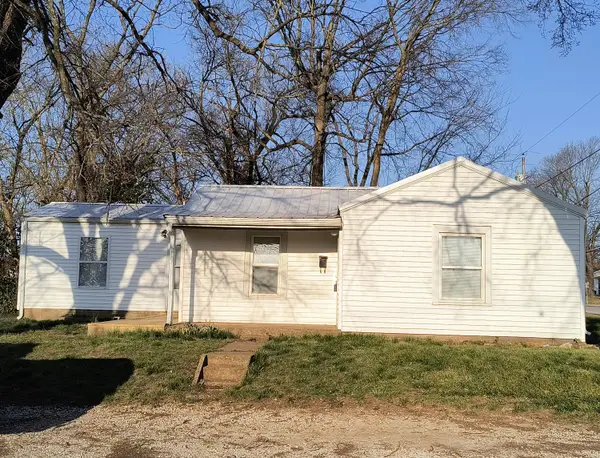 123 Dunnegan Street, Dunnegan, MO 65640