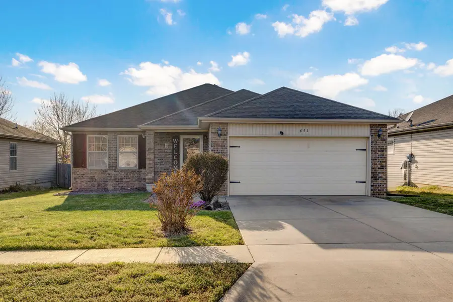 651 S Mahn Avenue, Springfield, MO 65802 - #2