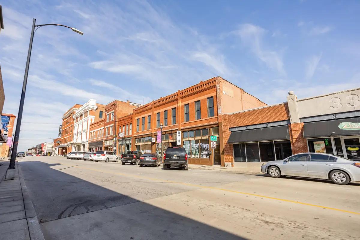 327 E Walnut Street #203, Springfield, MO 65806 - #1