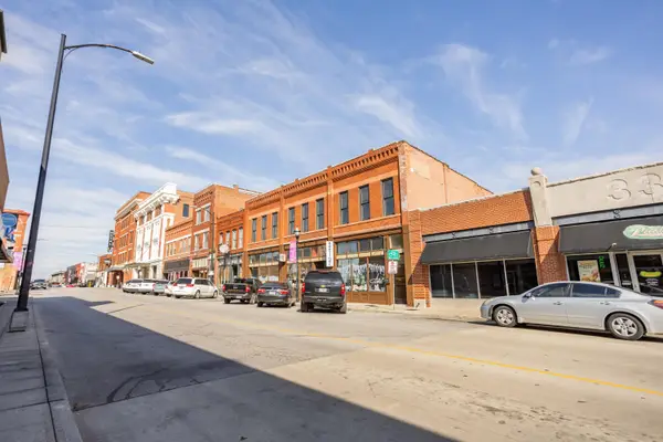 327 E Walnut Street #203, Springfield, MO 65806