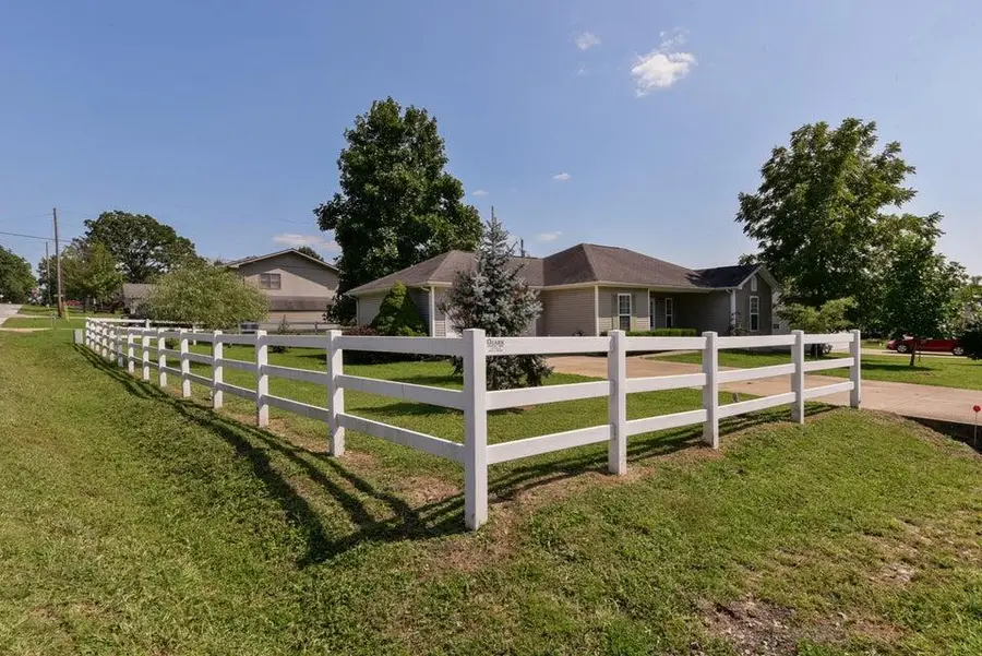 1926 Meadowbrook Drive, West Plains, MO 65775 - #2