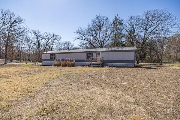 24672 Whispering Oak Road, Hermitage, MO 65668