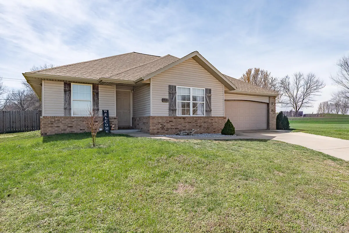 987 S Natalie Avenue, Springfield, MO 65802 - #1