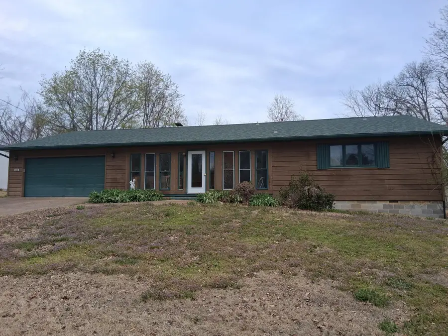 666 Baker Street, Forsyth, MO 65653 - #3