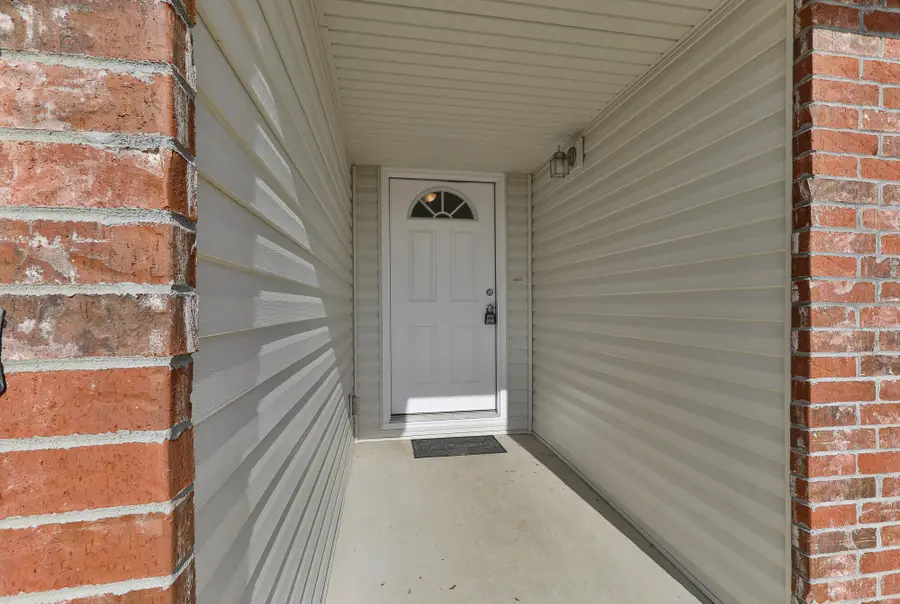 551 S Elgin Avenue, Bolivar, MO 65613 - #3