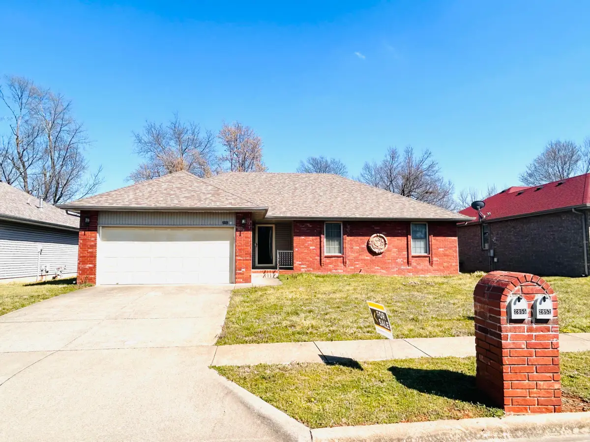 2852 S Pinehurst Avenue, Springfield, MO 65807 - #1