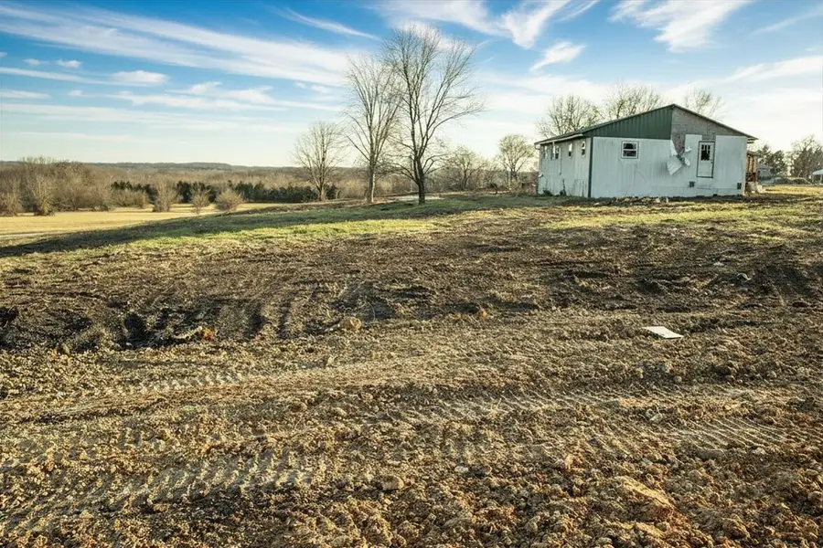 997 E 394th Road, Bolivar, MO 65613 - #3