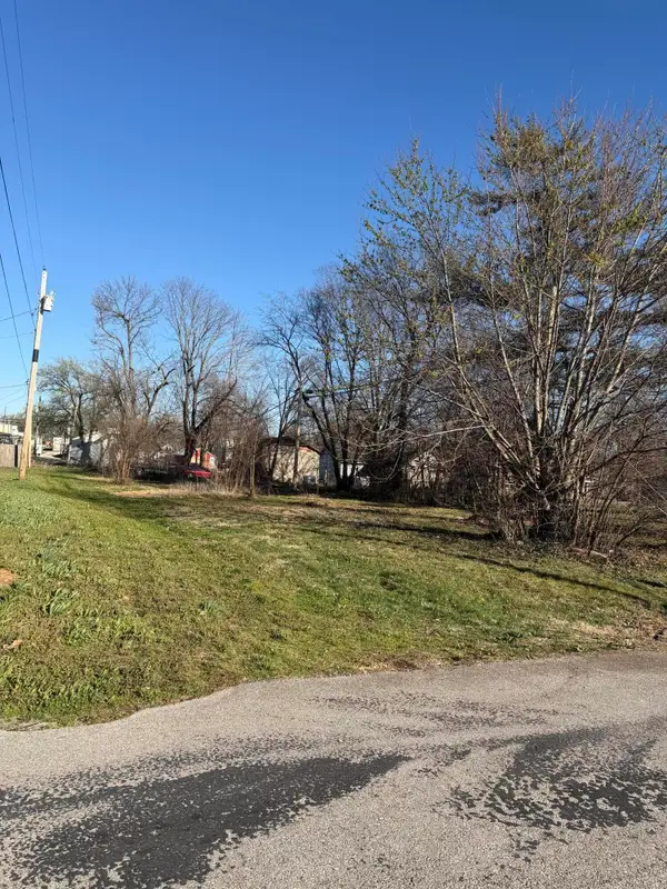 000 S Lamberson Avenue, Wheaton, MO 64874